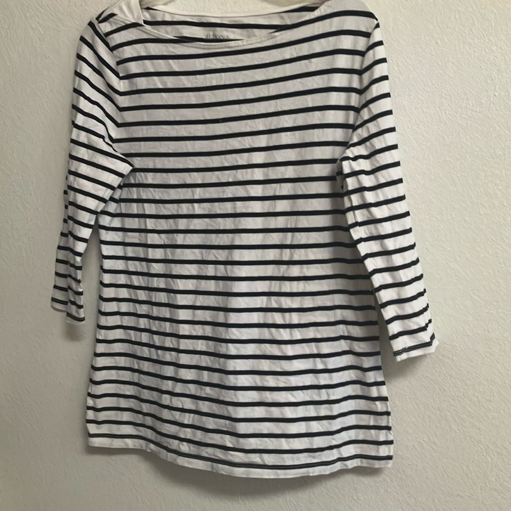 FINAL MARKDOWN Merona tee large